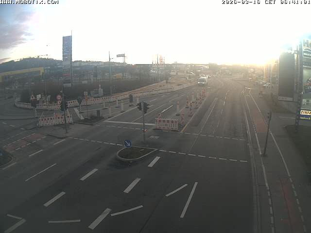 Archived image Webcam Ulm - View Blaubeurer Street