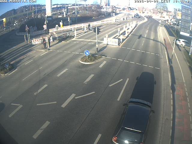 Archived image Webcam Ulm - View Blaubeurer Street