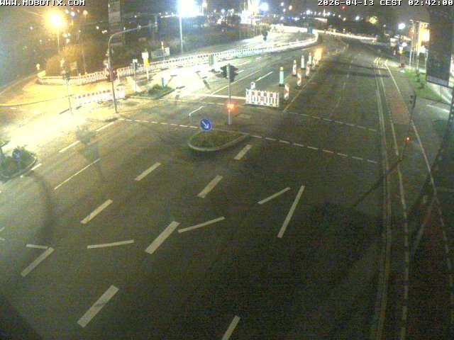 Archived image Webcam Ulm - View Blaubeurer Street