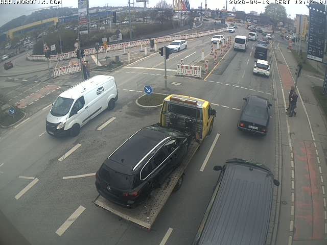 Archived image Webcam Ulm - View Blaubeurer Street