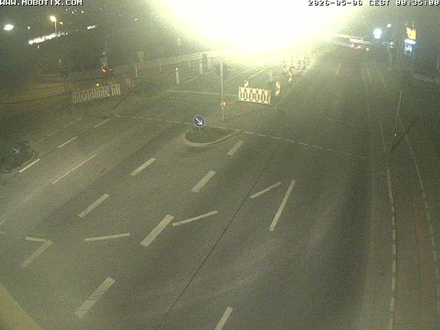 Archived image Webcam Ulm - View Blaubeurer Street