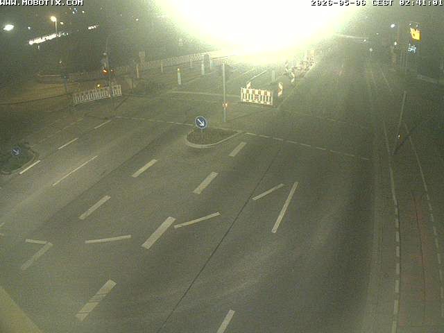 Archived image Webcam Ulm - View Blaubeurer Street