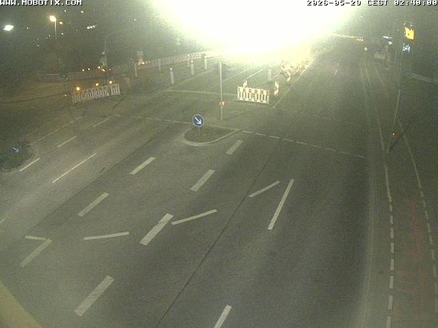Archived image Webcam Ulm - View Blaubeurer Street