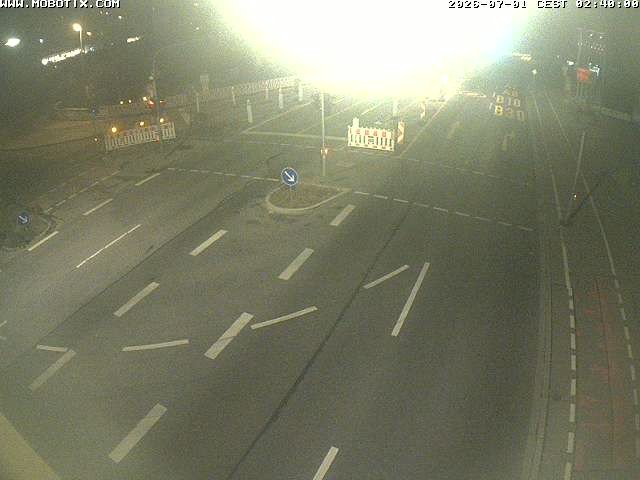 Archived image Webcam Ulm - View Blaubeurer Street