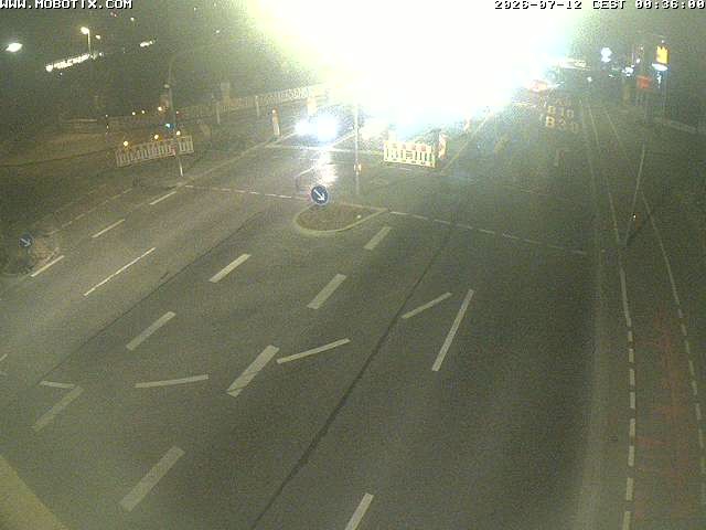 Archived image Webcam Ulm - View Blaubeurer Street