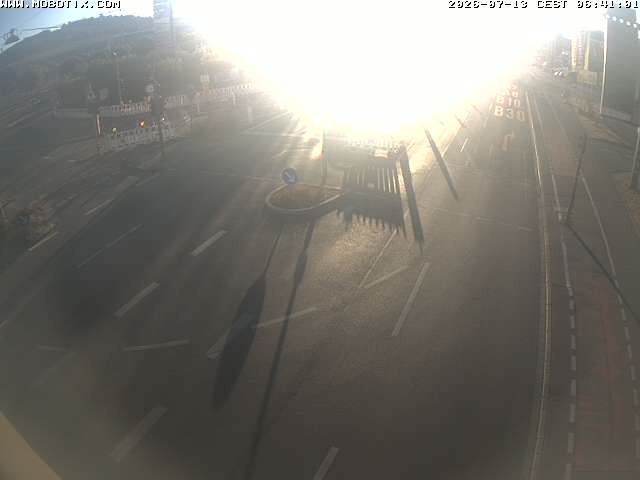 Archived image Webcam Ulm - View Blaubeurer Street