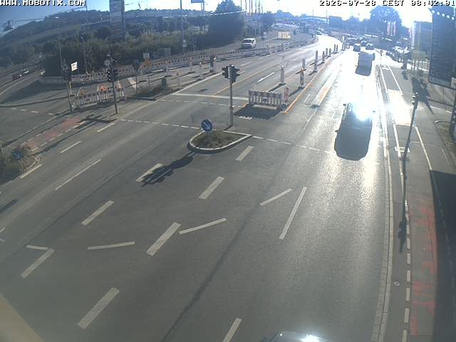 Archived image Webcam Ulm - View Blaubeurer Street