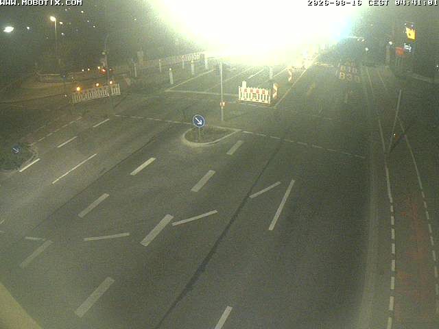 Archived image Webcam Ulm - View Blaubeurer Street