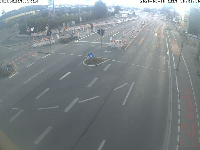 Archived image Webcam Ulm - View Blaubeurer Street