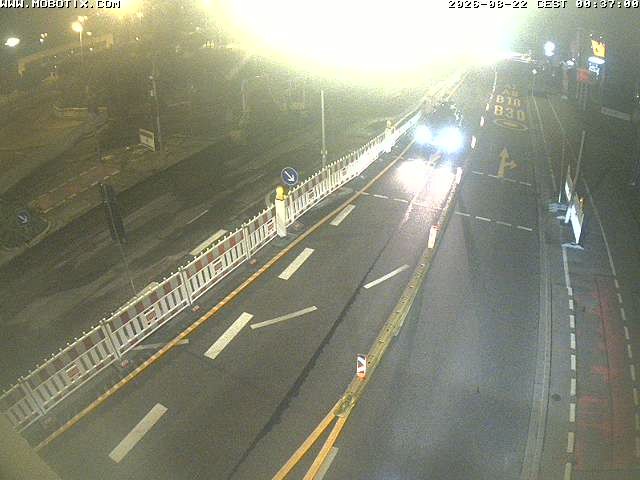 Archived image Webcam Ulm - View Blaubeurer Street