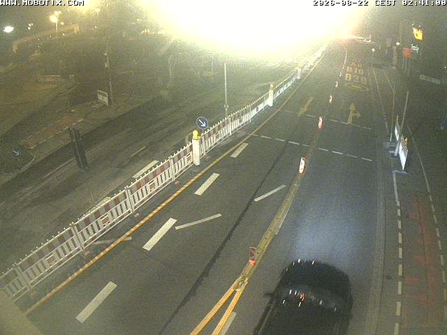 Archived image Webcam Ulm - View Blaubeurer Street