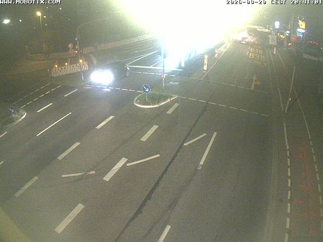 Archived image Webcam Ulm - View Blaubeurer Street