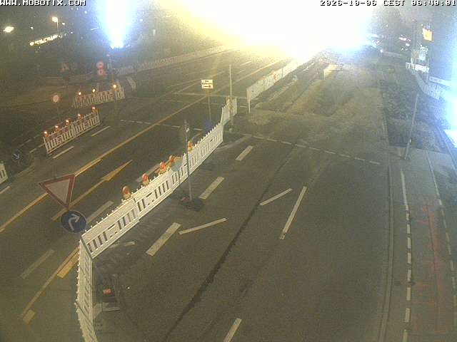 Archived image Webcam Ulm - View Blaubeurer Street