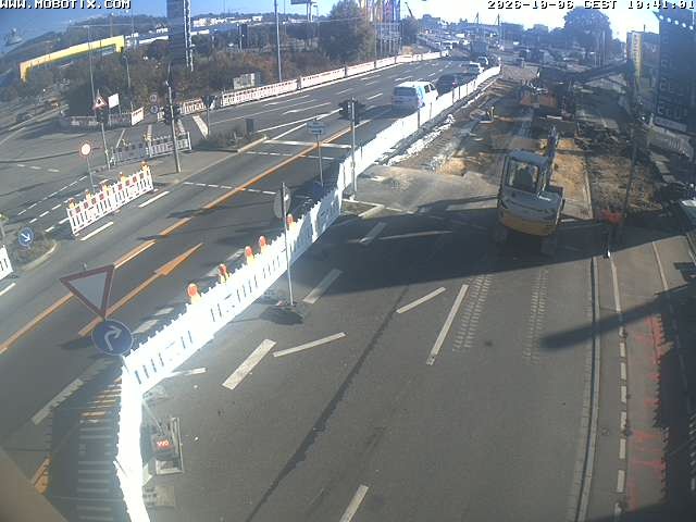 Archived image Webcam Ulm - View Blaubeurer Street