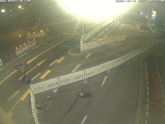 Archived image Webcam Ulm - View Blaubeurer Street
