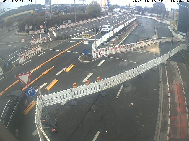 Archived image Webcam Ulm - View Blaubeurer Street
