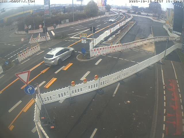 Archived image Webcam Ulm - View Blaubeurer Street