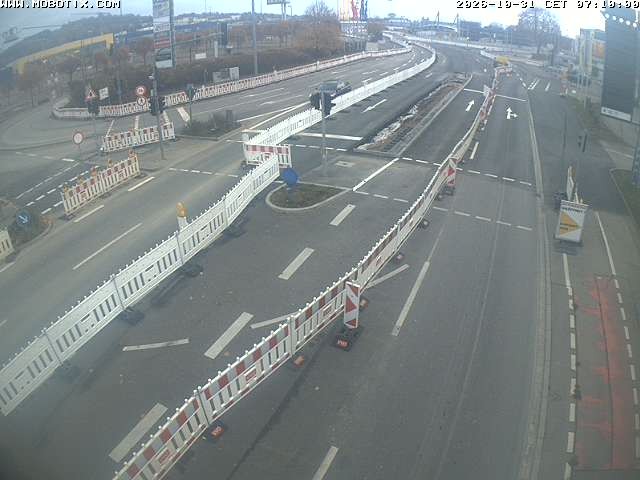 Archived image Webcam Ulm - View Blaubeurer Street