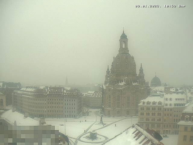 Archiv Foto Webcam Dresden - Frauenkirche und Neumarkt