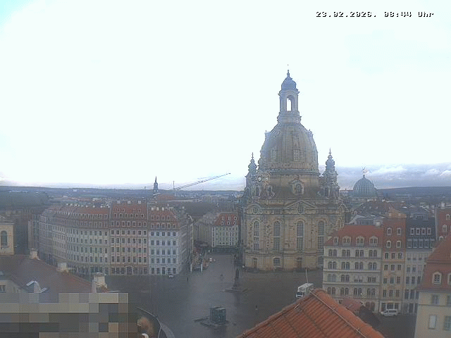 Archived image Webcam Dresden - Frauenkirche and Neumarkt square