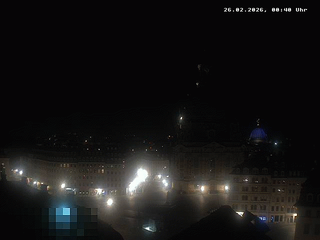 Archiv Foto Webcam Dresden - Frauenkirche und Neumarkt