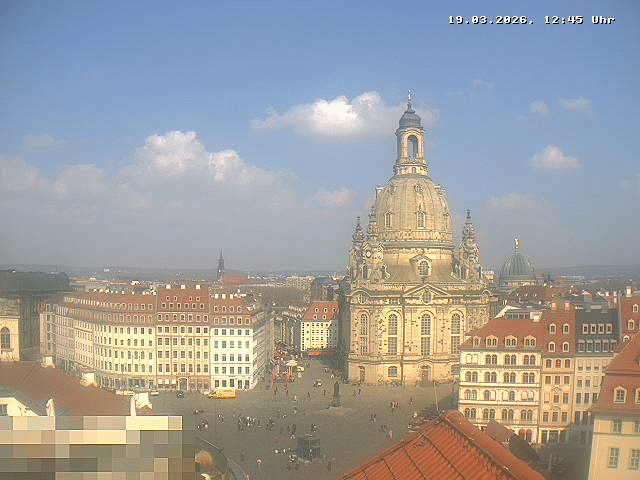 Archived image Webcam Dresden - Frauenkirche and Neumarkt square
