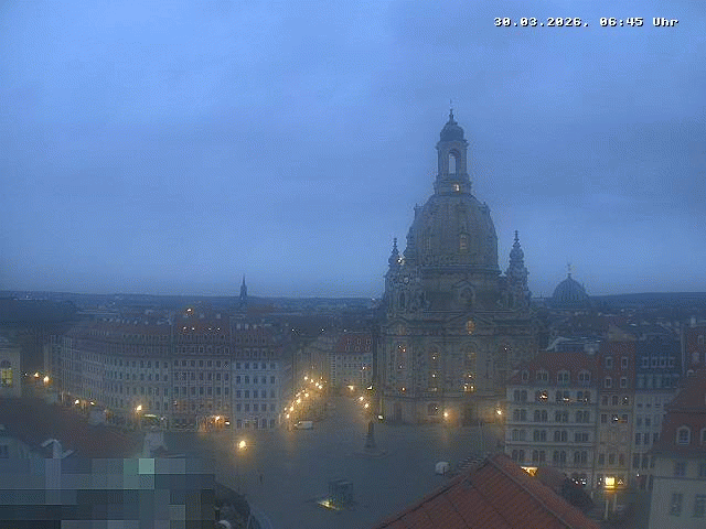 Archiv Foto Webcam Dresden - Frauenkirche und Neumarkt