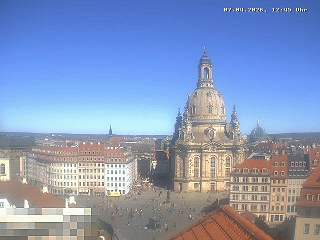 Archived image Webcam Dresden - Frauenkirche and Neumarkt square