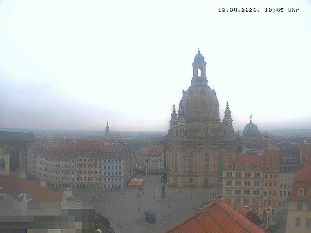 Archived image Webcam Dresden - Frauenkirche and Neumarkt square