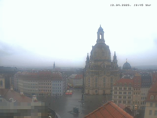 Archived image Webcam Dresden - Frauenkirche and Neumarkt square