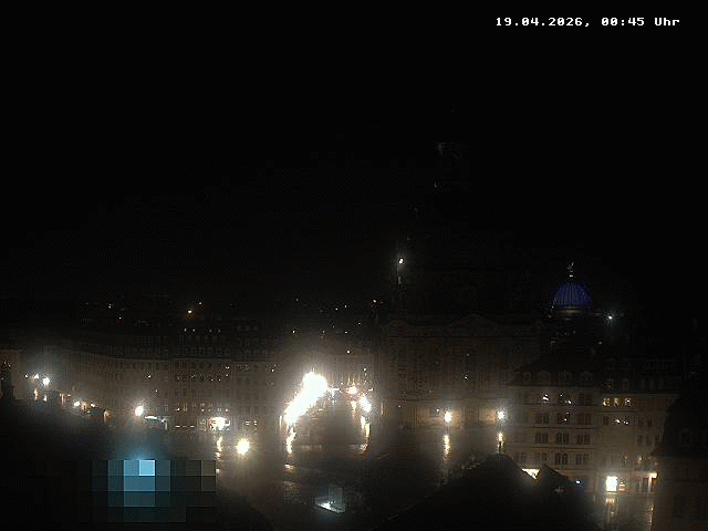 Archiv Foto Webcam Dresden - Frauenkirche und Neumarkt