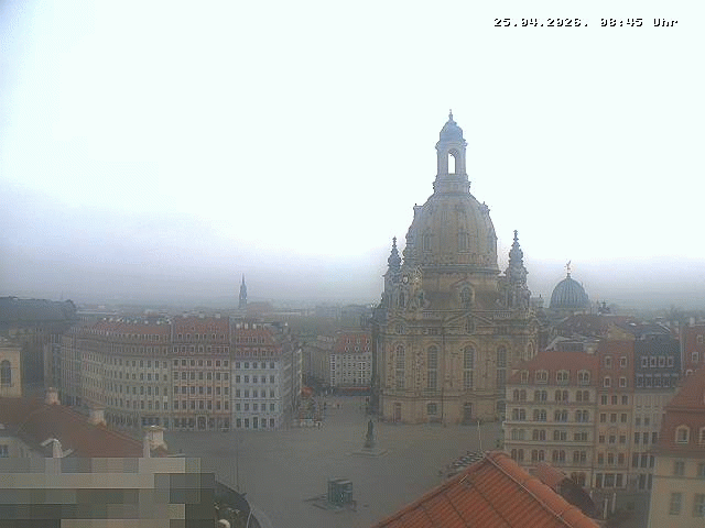 Archived image Webcam Dresden - Frauenkirche and Neumarkt square