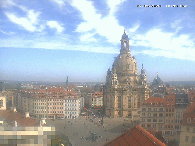 Archived image Webcam Dresden - Frauenkirche and Neumarkt square