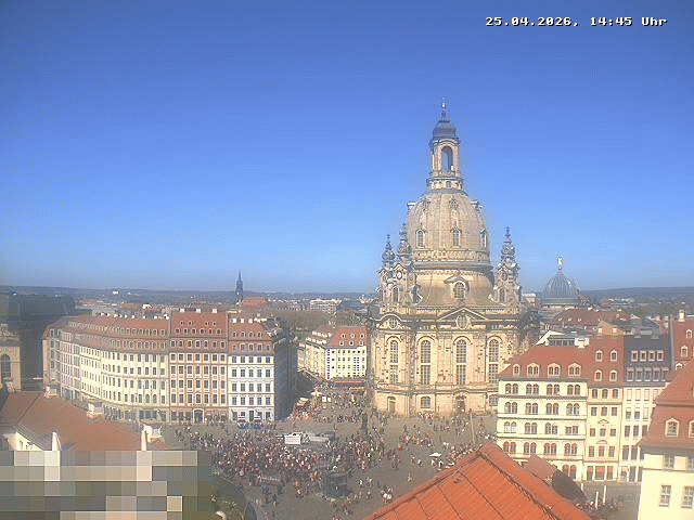 Archived image Webcam Dresden - Frauenkirche and Neumarkt square