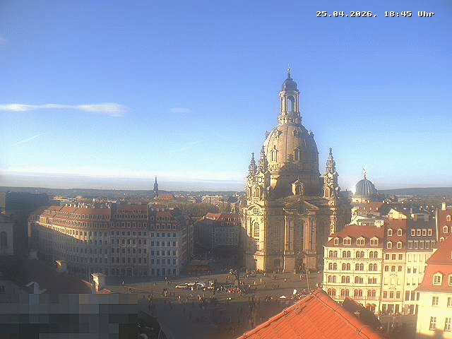 Archived image Webcam Dresden - Frauenkirche and Neumarkt square