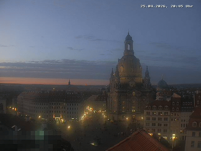 Archived image Webcam Dresden - Frauenkirche and Neumarkt square