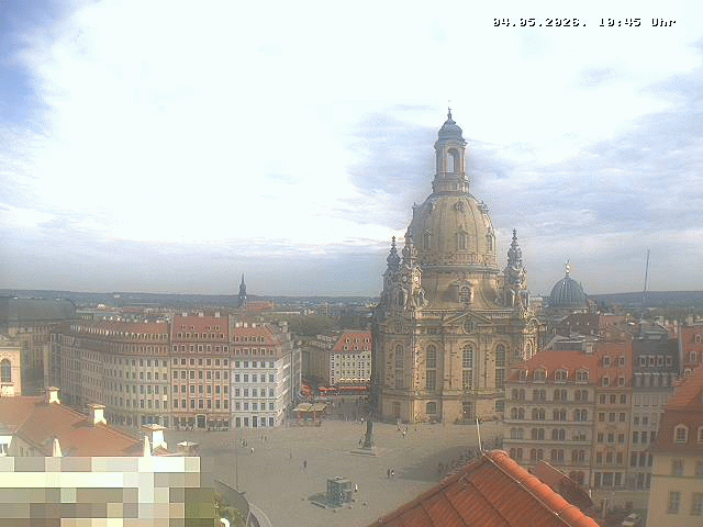 Archiv Foto Webcam Dresden - Frauenkirche und Neumarkt