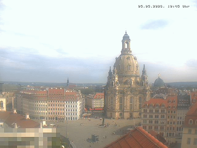 Archiv Foto Webcam Dresden - Frauenkirche und Neumarkt