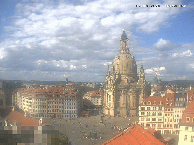 Archiv Foto Webcam Dresden - Frauenkirche und Neumarkt
