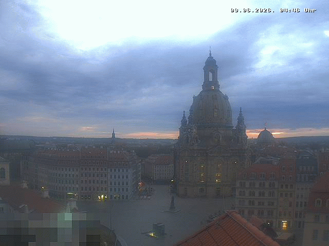 Archived image Webcam Dresden - Frauenkirche and Neumarkt square