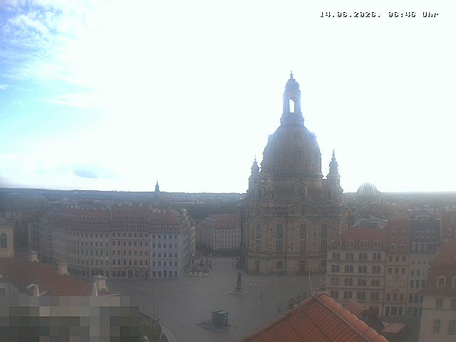 Archived image Webcam Dresden - Frauenkirche and Neumarkt square