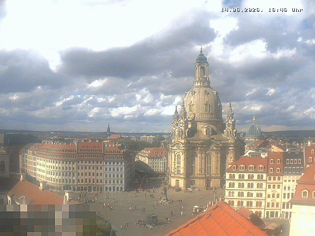 Archived image Webcam Dresden - Frauenkirche and Neumarkt square