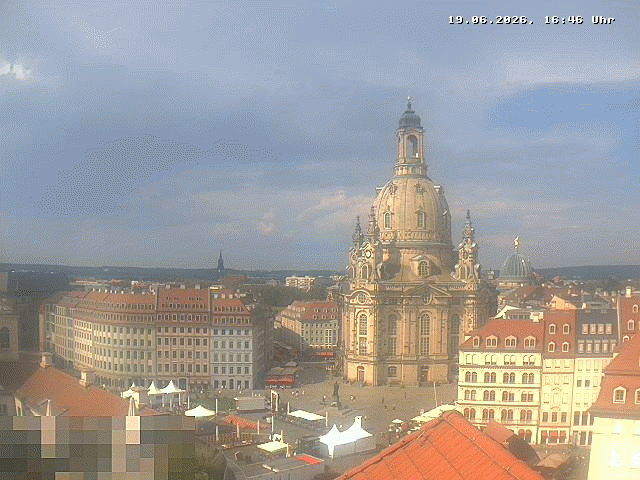 Archiv Foto Webcam Dresden - Frauenkirche und Neumarkt