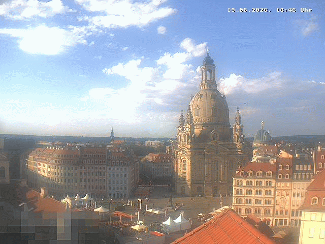 Archiv Foto Webcam Dresden - Frauenkirche und Neumarkt