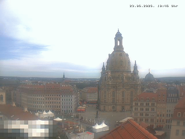 Archiv Foto Webcam Dresden - Frauenkirche und Neumarkt