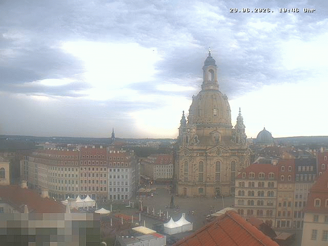 Archiv Foto Webcam Dresden - Frauenkirche und Neumarkt