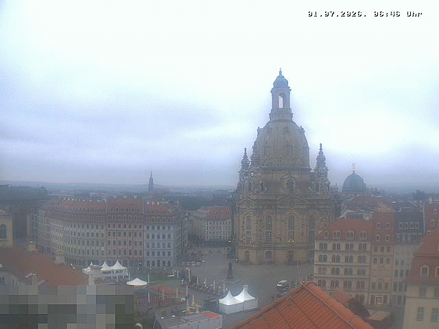 Archived image Webcam Dresden - Frauenkirche and Neumarkt square