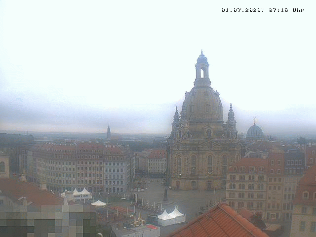 Archived image Webcam Dresden - Frauenkirche and Neumarkt square