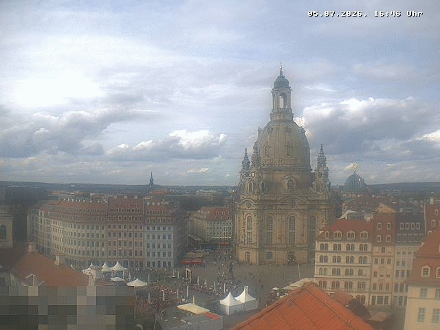 Archived image Webcam Dresden - Frauenkirche and Neumarkt square
