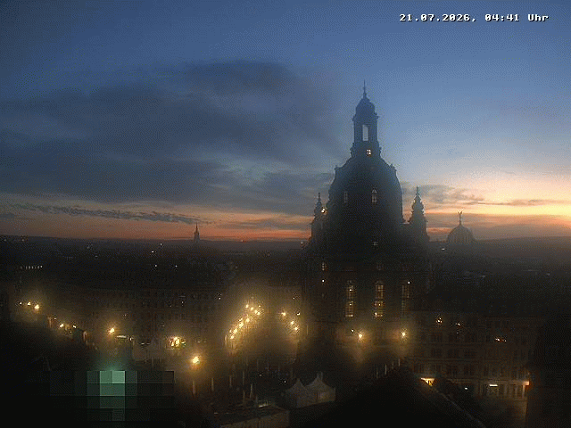 Archiv Foto Webcam Dresden - Frauenkirche und Neumarkt